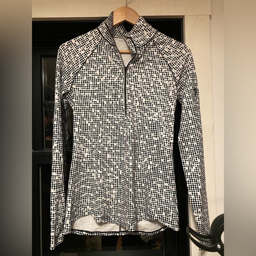 Under Armor dry fit quarter zip